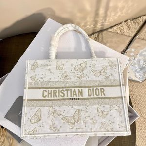 Dior book tote bag butterfly size: 36*27*16cm