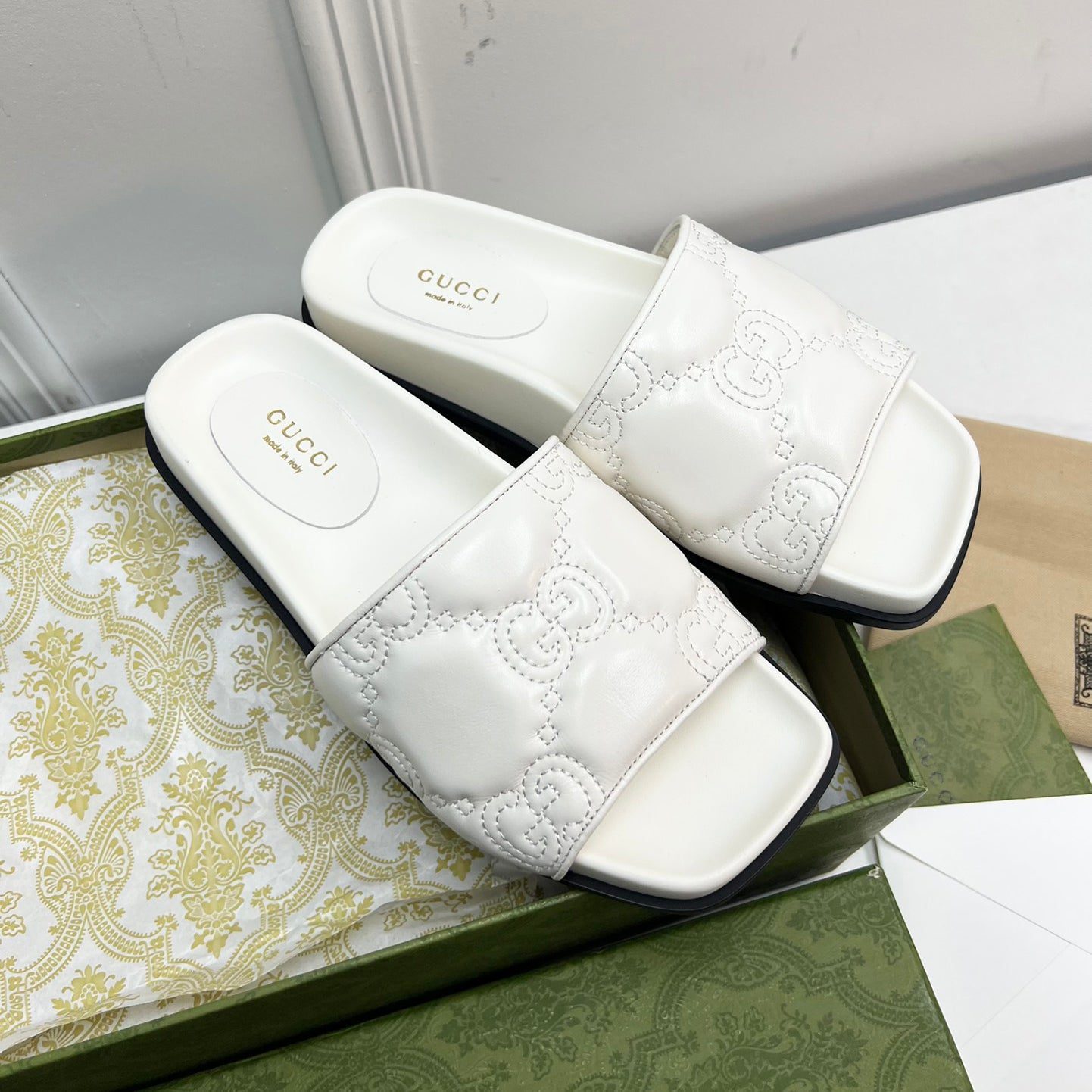 Trendy Embossed Flat Slippers - Image 2