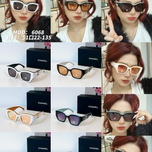 Chanel* Eyewear SIZE: 51-22-135