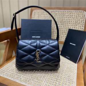 Yves Saint Laurent (YSL)Louis Vuitton (LV) LE 57 hobo bag in quilted lambskin 698567 24x18x5.5cm