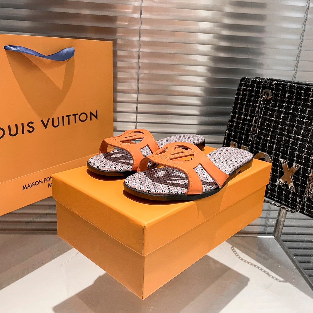 Cutout Letter Printed Slippers - Image 10