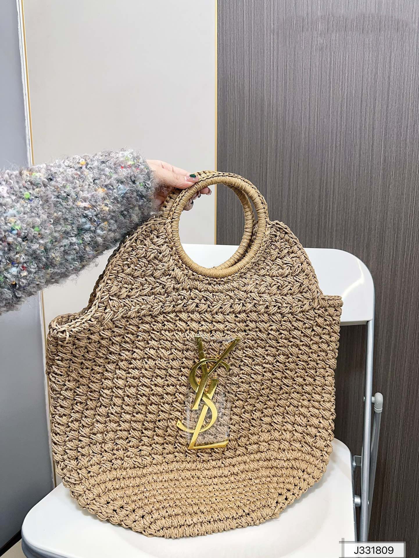 Yves Saint Laurent (YSL)Louis Vuitton (LV) SAINT LAURENT Summer Raffia Tote Bag 41x37cm