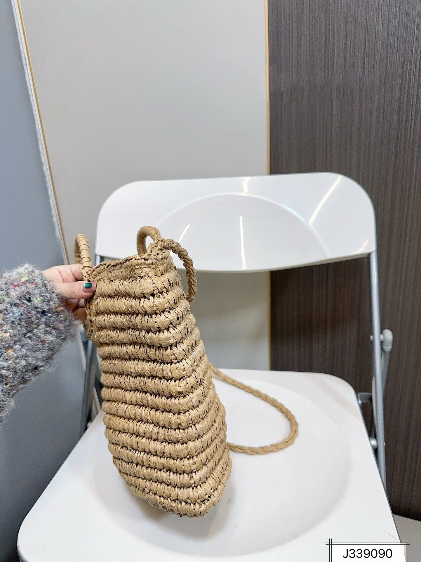 Yves Saint Laurent (YSL)Louis Vuitton (LV) SAINT LAURENT Raffia Woven Tote Bag For Summer Vacation Beach 30x20cm - Image 6