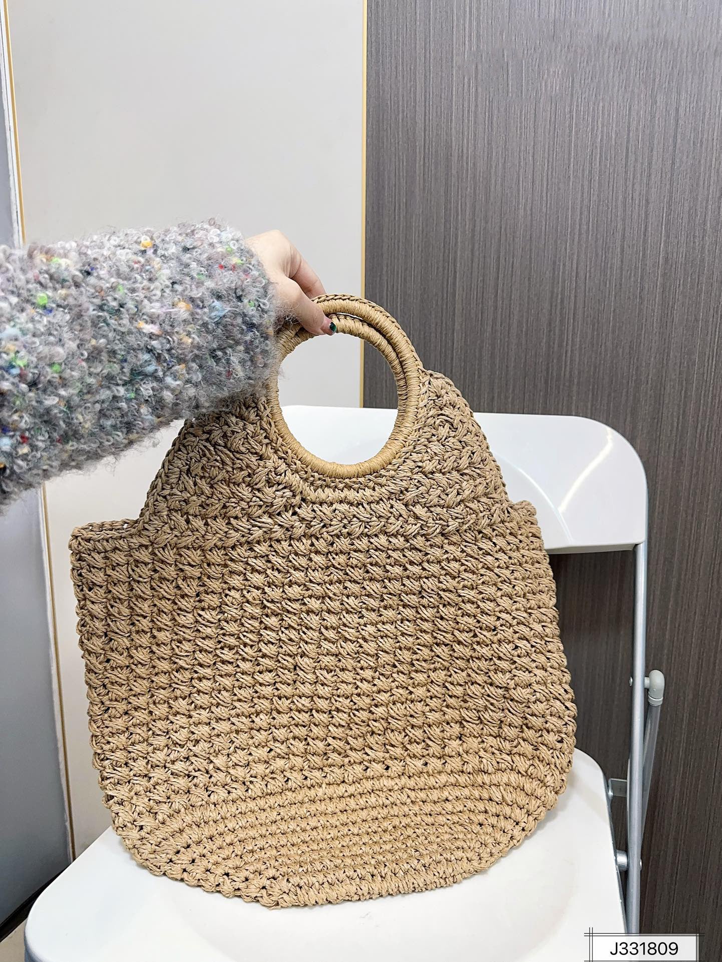 Yves Saint Laurent (YSL)Louis Vuitton (LV) SAINT LAURENT Summer Raffia Tote Bag 41x37cm - Image 6