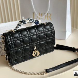 CD Miss 2024 new arrival bag size: 24*15cm