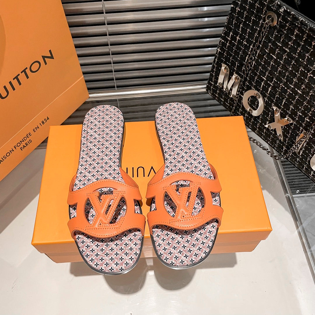 Cutout Letter Printed Slippers - Image 2