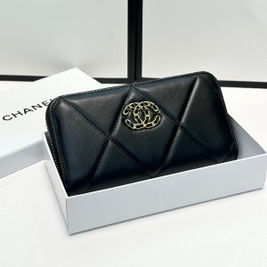 Chanel new arrival leather wallet size: 19*10 cm