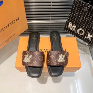 New Embossed Diamond Velcro Flat Slippers