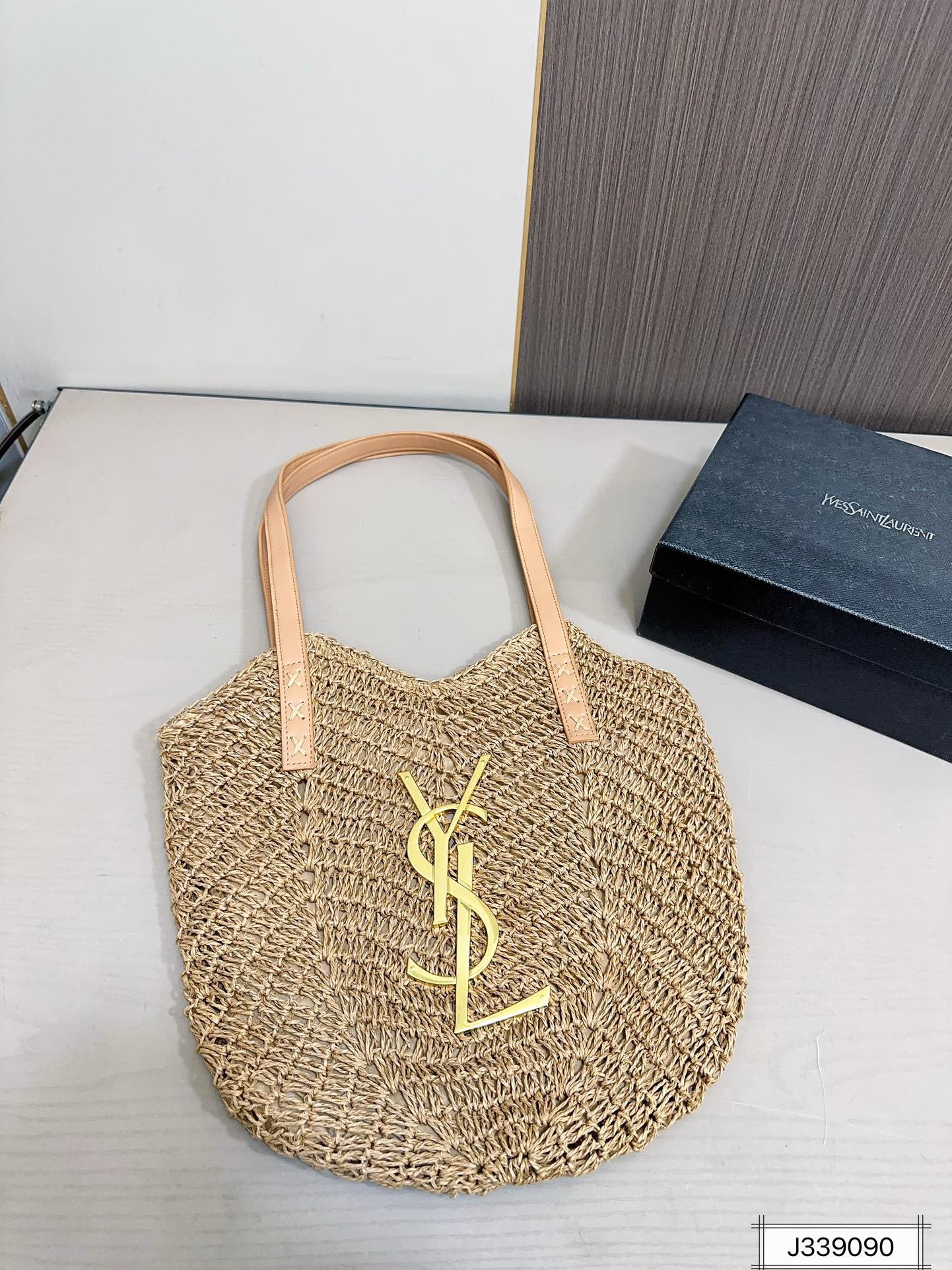 Yves Saint Laurent (YSL)Louis Vuitton (LV) SAINT LAURENT Vacation Casual Raffia Woven Tote Bag 35x32cm - Image 4