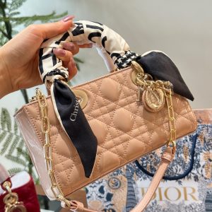 Cruise 2024Mirco lady D~Joy size: 22.5*14 cm