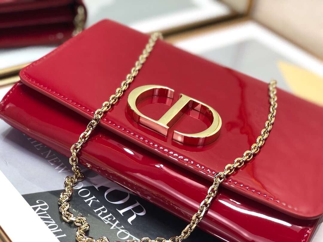 Dior 30 Montaigne Wallet On Chain In Red Patent Calfskin - Image 2