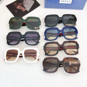 Gucci* Eyewear SIZE: 146-0-122