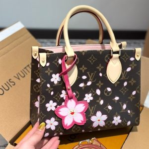 Louis new arrival flower onthego tote bag size:25 cm