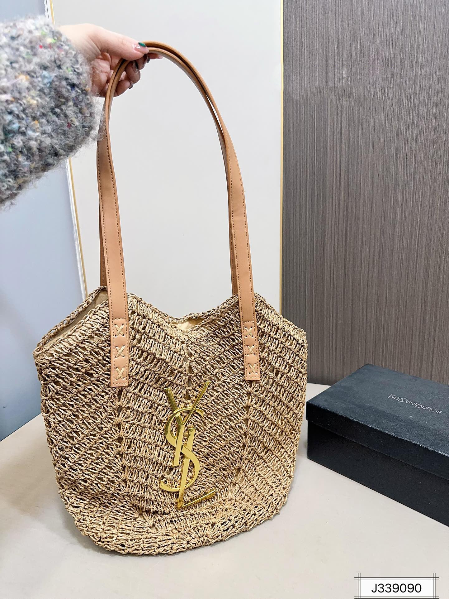Yves Saint Laurent (YSL)Louis Vuitton (LV) SAINT LAURENT Vacation Casual Raffia Woven Tote Bag 35x32cm
