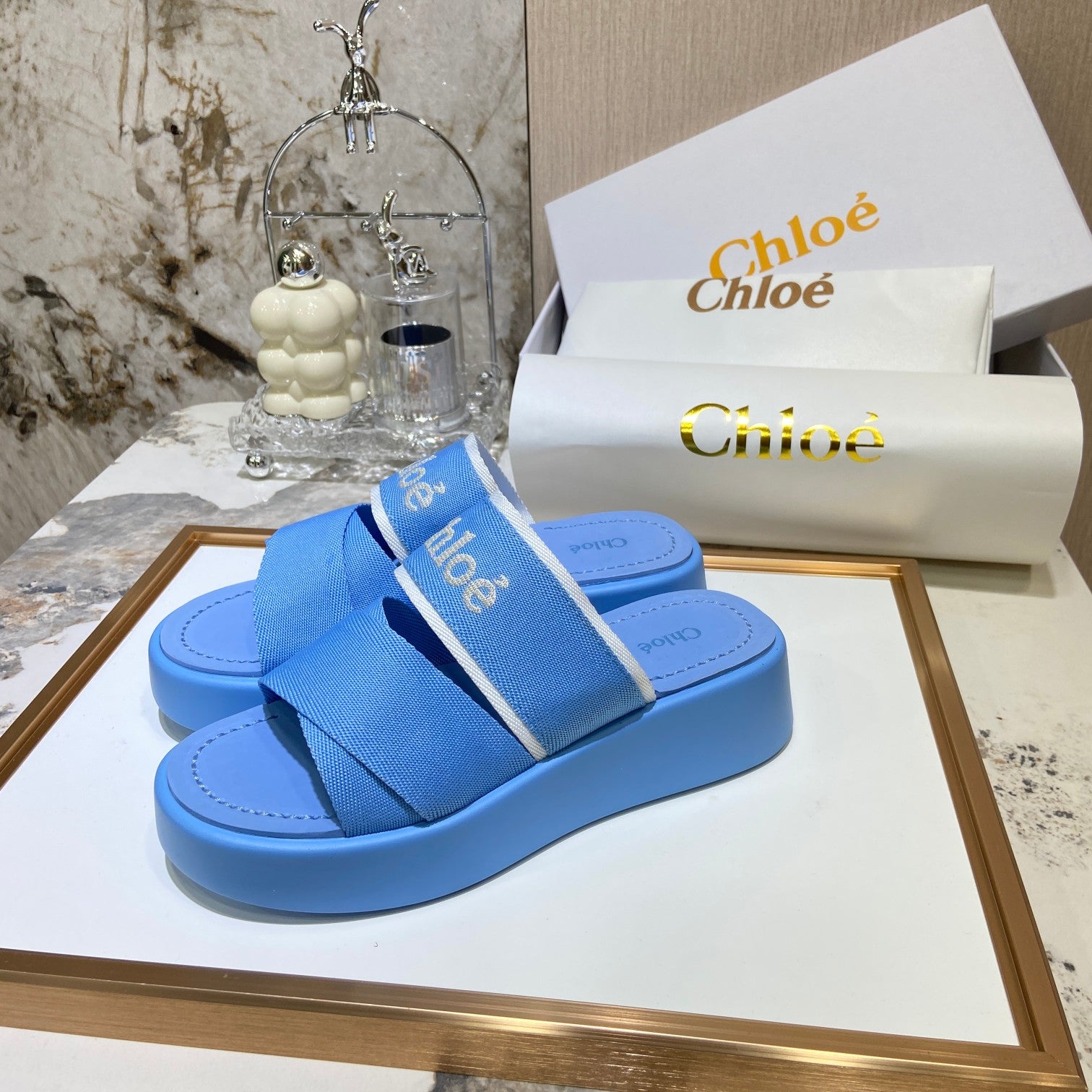 Embroidery Woven Belt Thick Bottom Sandals - Image 9