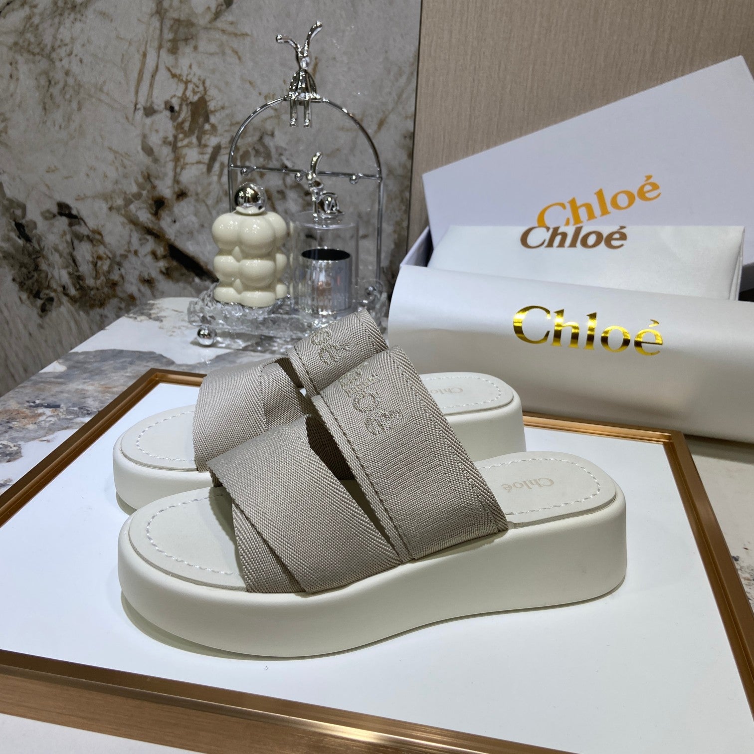 Embroidery Woven Belt Thick Bottom Sandals - Image 7