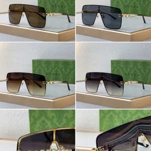Gucci* Eyewear SIZE: 138-1-145