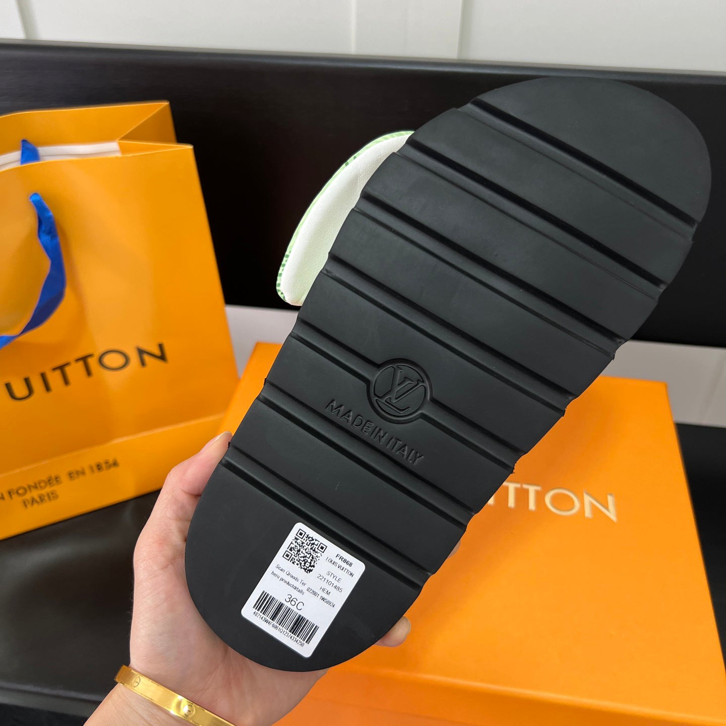 Couple's Checkerboard Sandals - Image 8