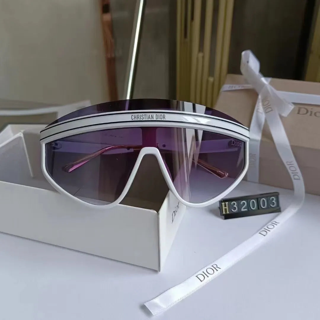 Oversized Watermark Sunglasses 832003 - Image 6