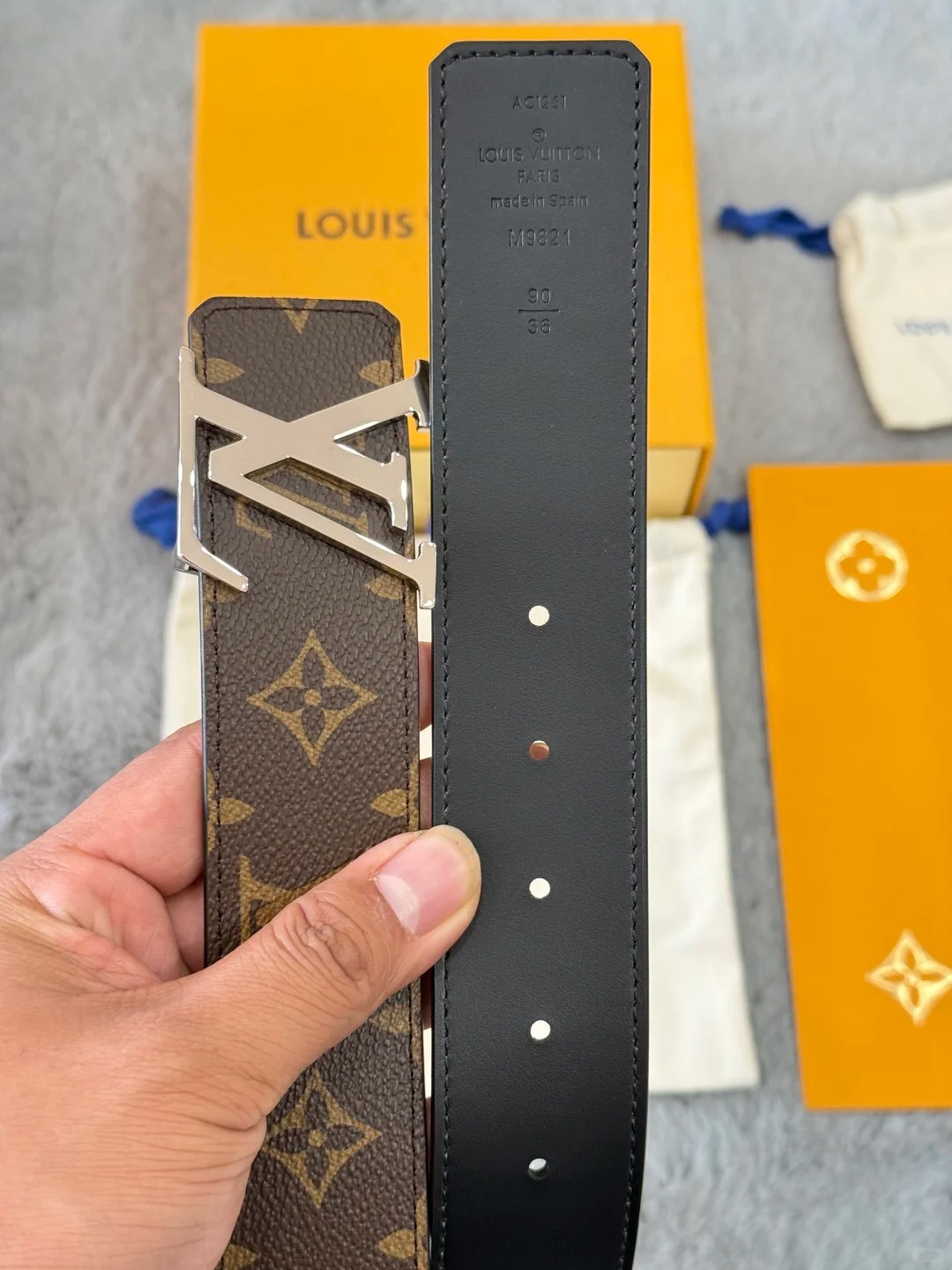 classic old flower belt with bright silver buckle - Image 6