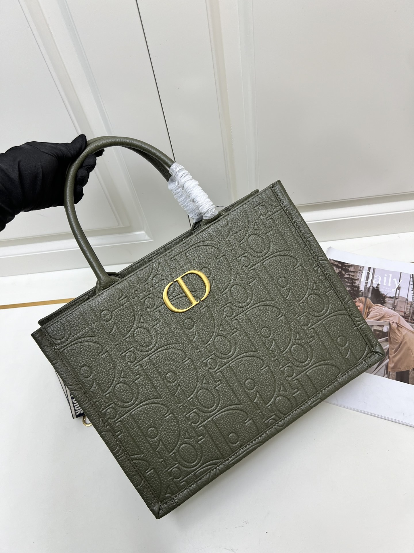D new arrival book tote bag size: 36.5*28*17.5cm top quality - Image 4