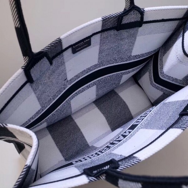 D Book Tote Bag Checkered Canvas - Image 6