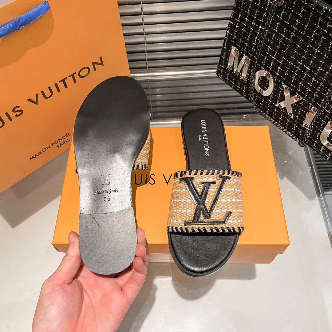 Woven Leather Flat Slippers - Image 10