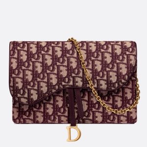 D Bordeaux Oblique Saddle Chain Clutch