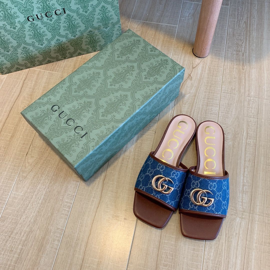 Denim Embossed Flat Slippers - Image 6