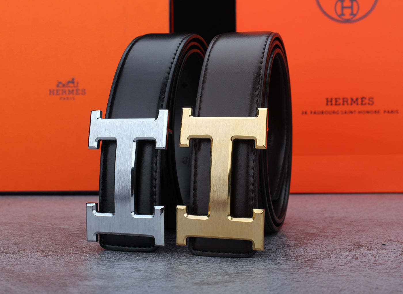 2 Colors Classic Alphabet Buckle Leather Belt - Image 2