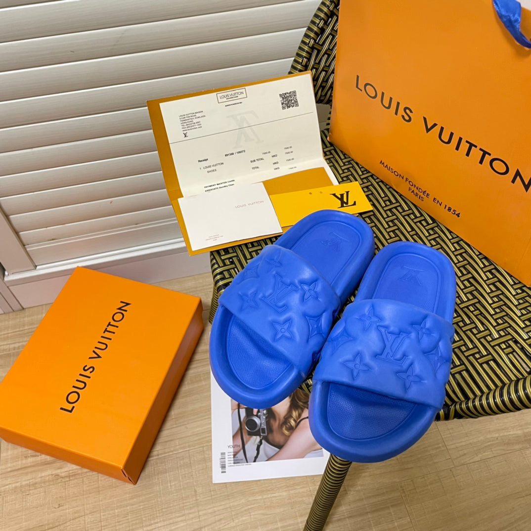 Fashion Embossed Couple Slippers - Image 6