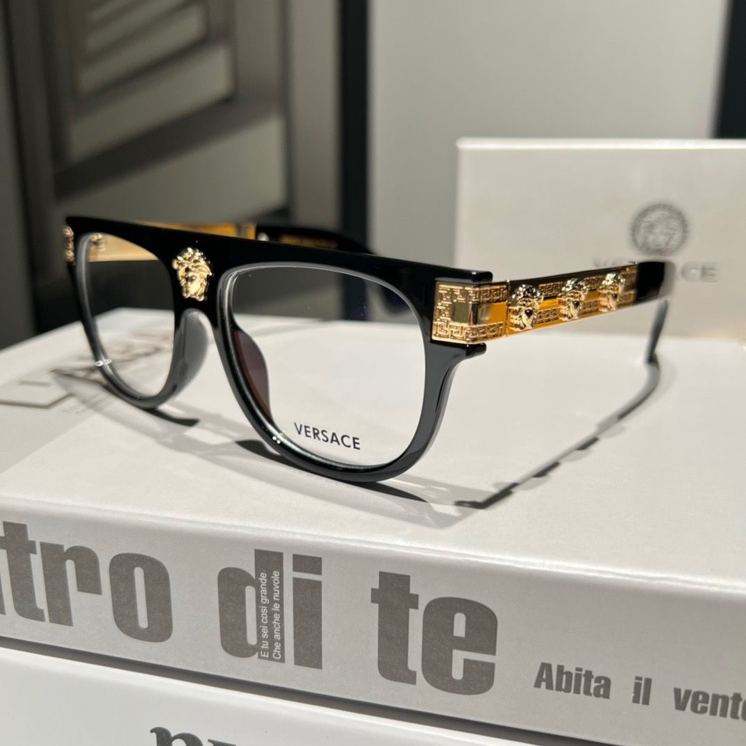 Unisex Medusa Square Glasses - Image 3