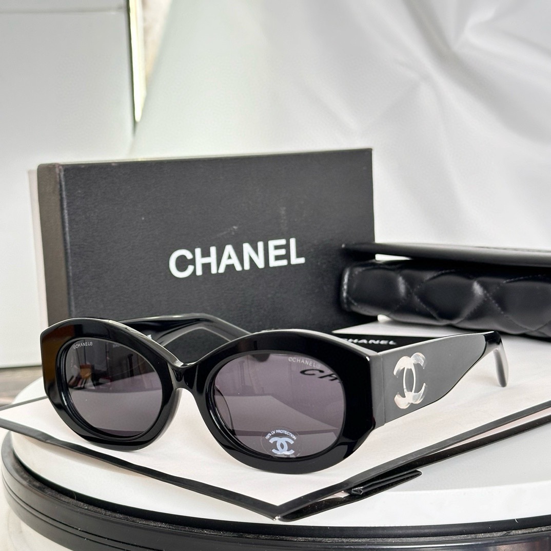 CC* Eyewear SIZE: 52-20-145 - Image 5