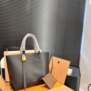 L Luxury Umbrella - Louis Vuitton Style Designer Umbrella