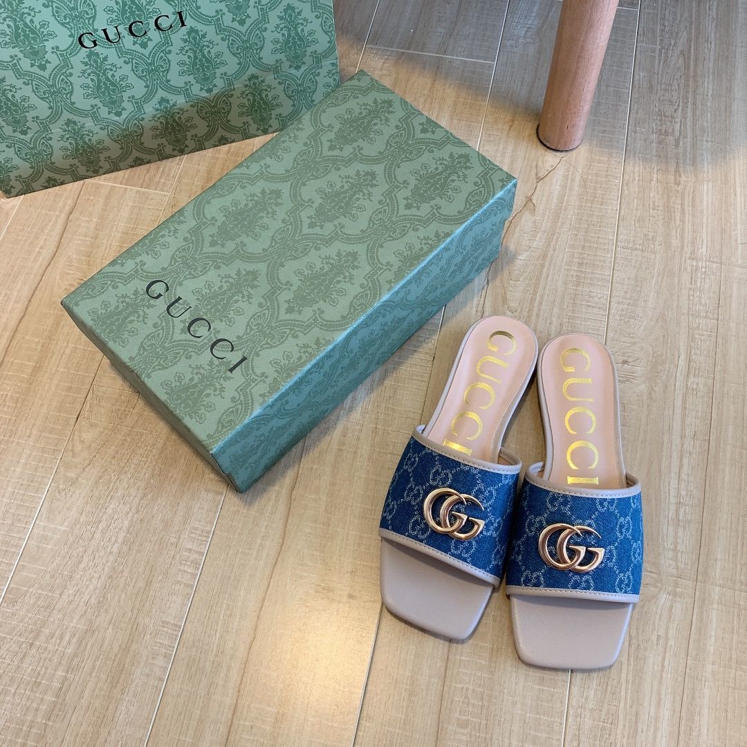 Denim Embossed Flat Slippers - Image 3