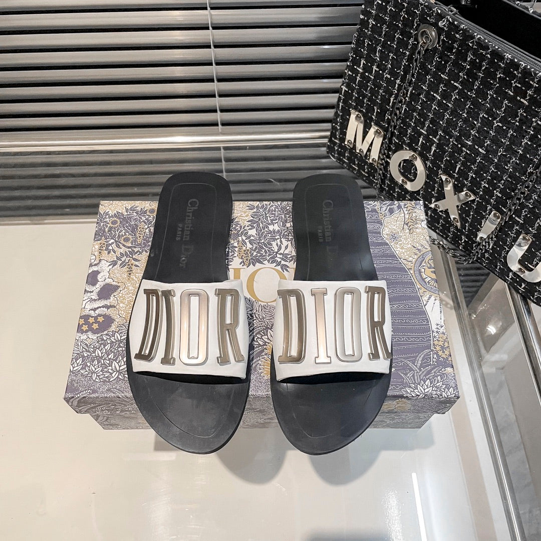 Metal Letters Solid Color Flat Slippers - Image 9