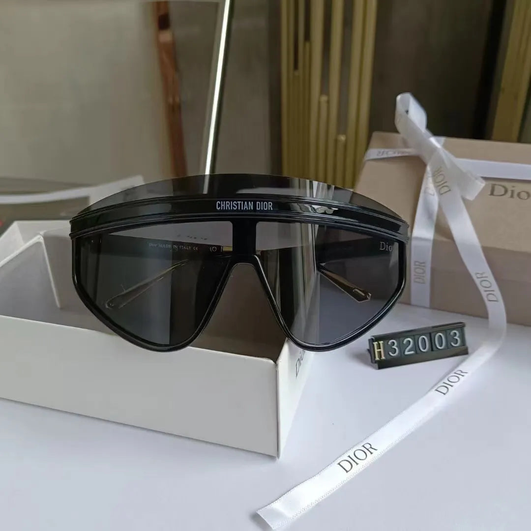 Oversized Watermark Sunglasses 832003 - Image 5