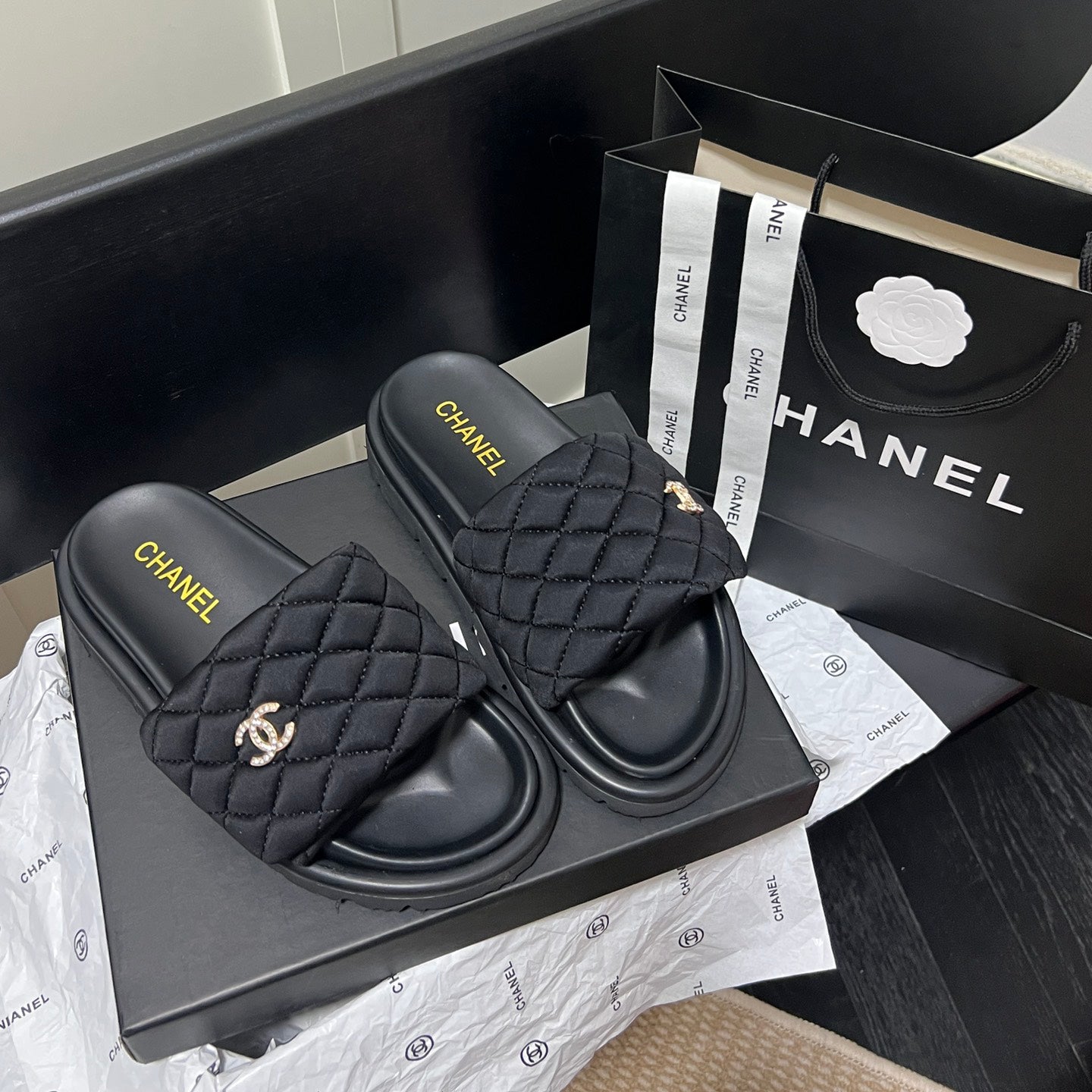 Diamond Logo Slippers - Image 5
