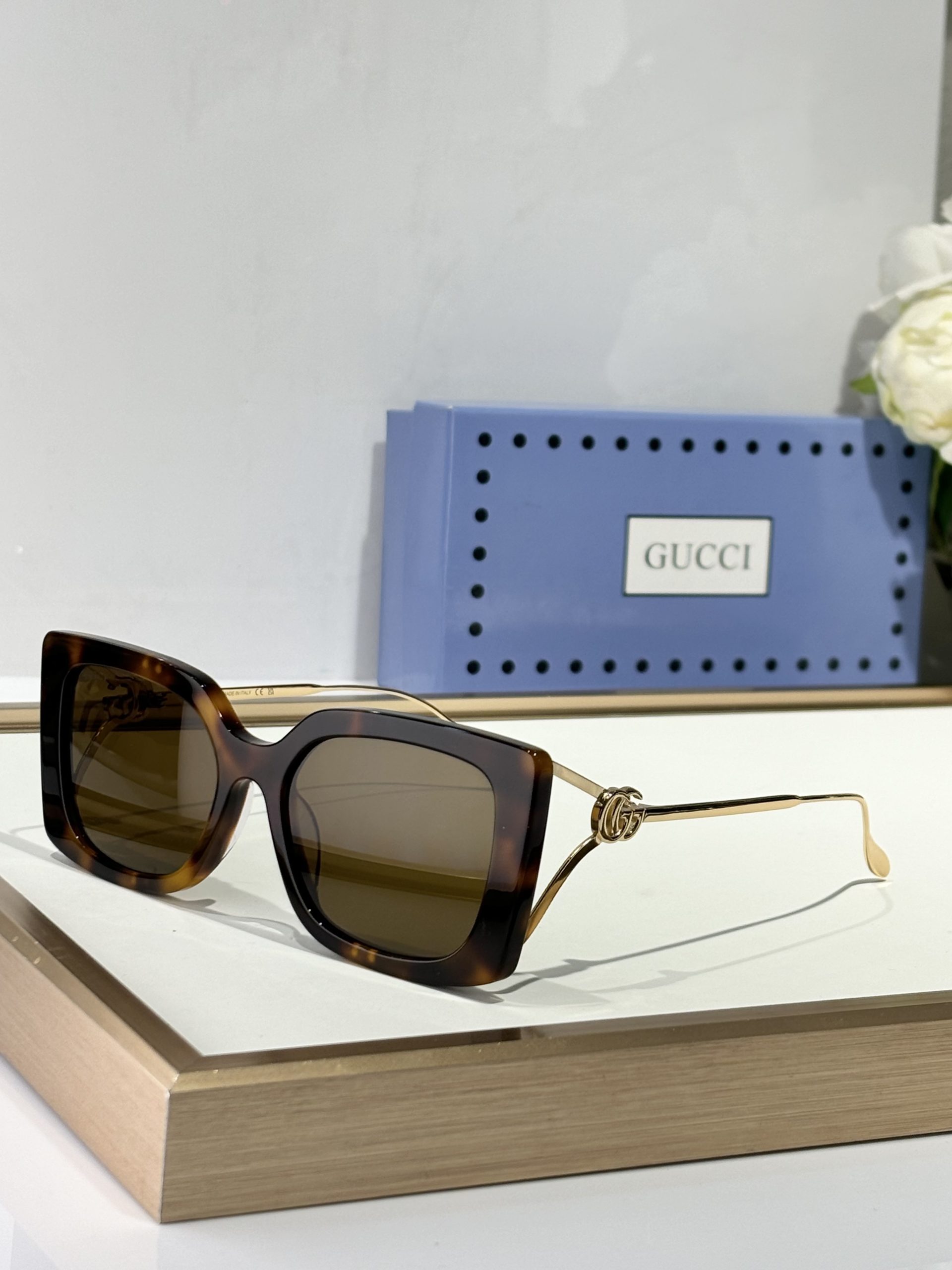 GG Luxury Umbrella - Gucci Style Designer Umbrella - Image 7