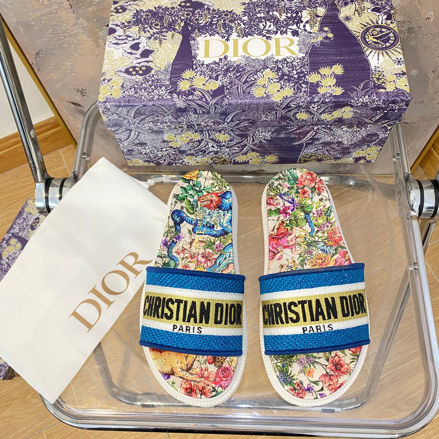 Jacquard Pattern Slippers - Image 7