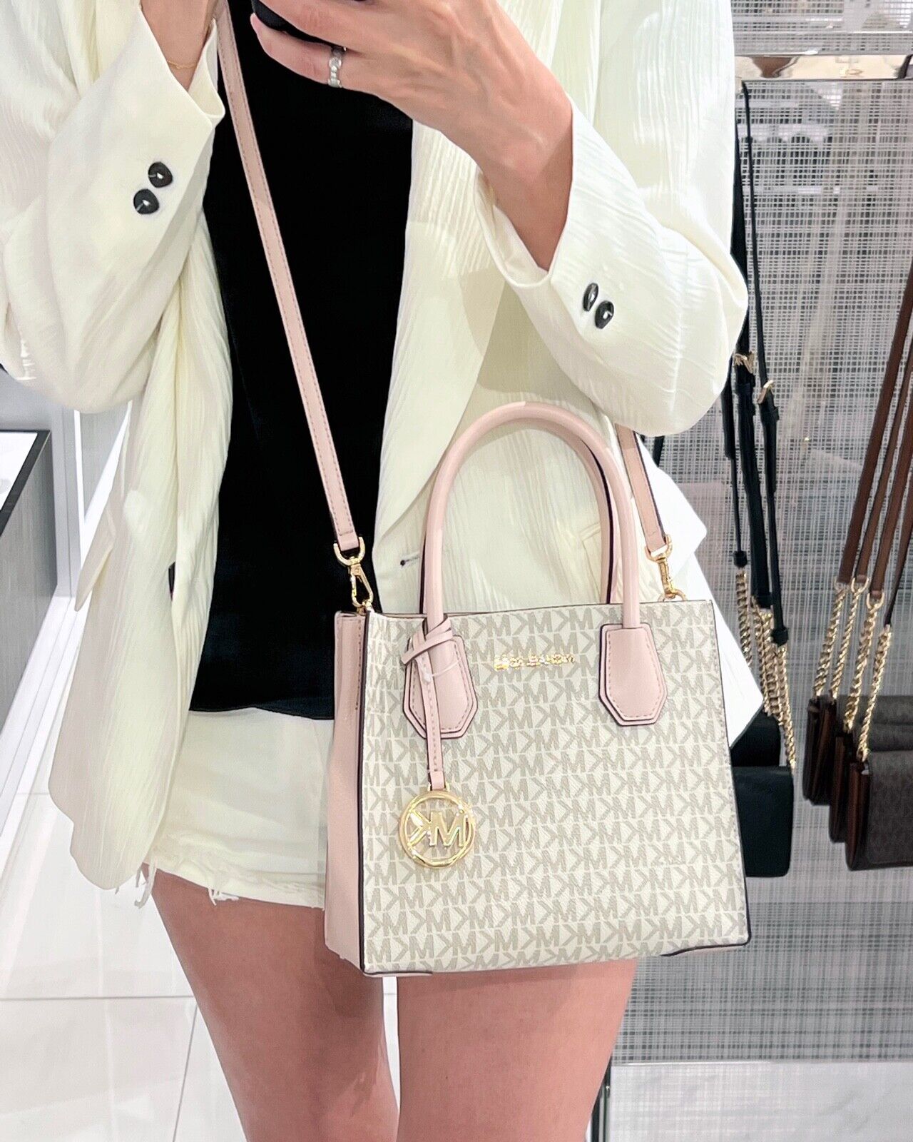 Michael Kors Mercer Messenger Medium Crossbody Bag Vanilla Powder Blush - Image 5