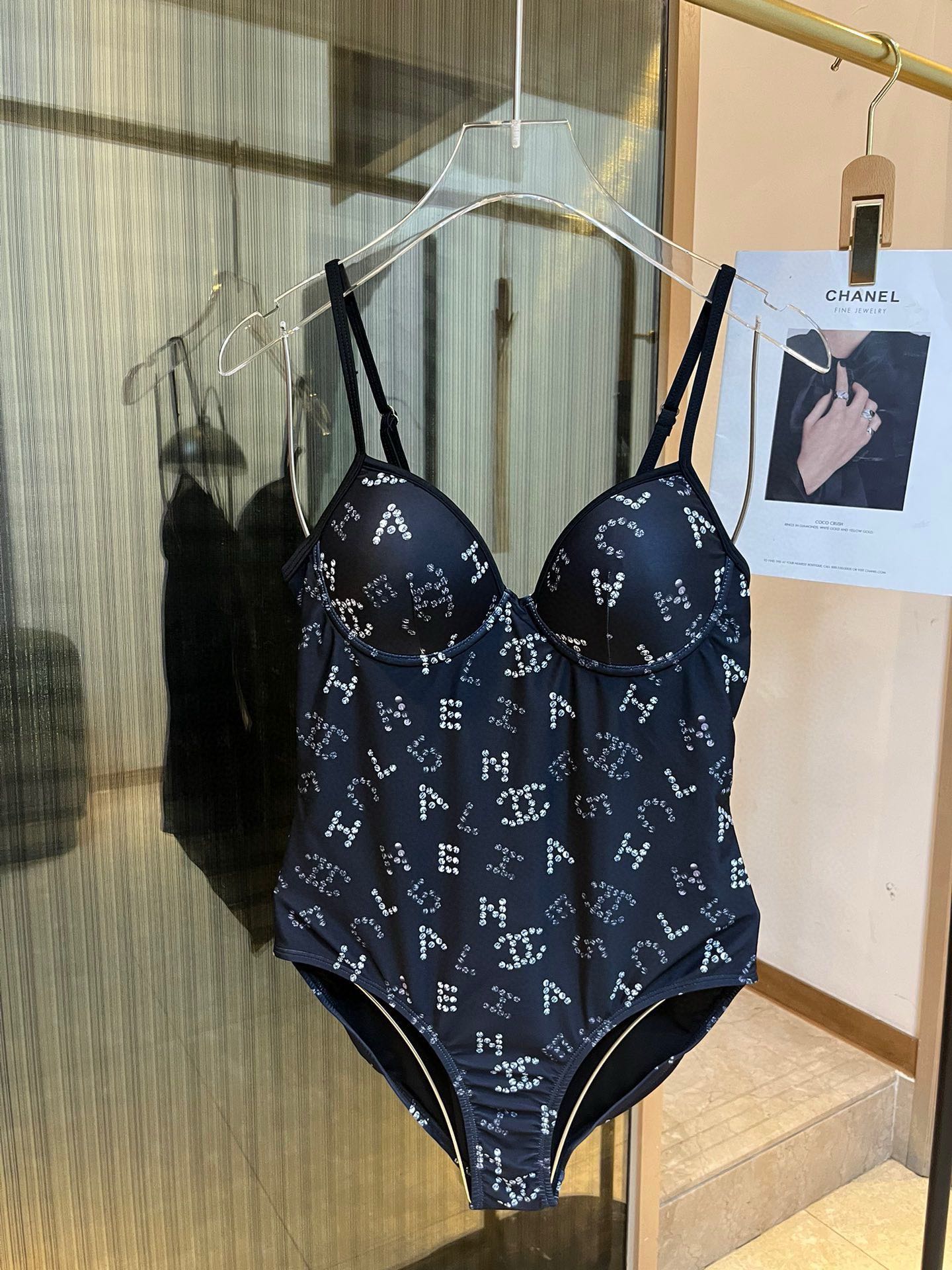Chanel (CC) luxury designer umbrella 0008
