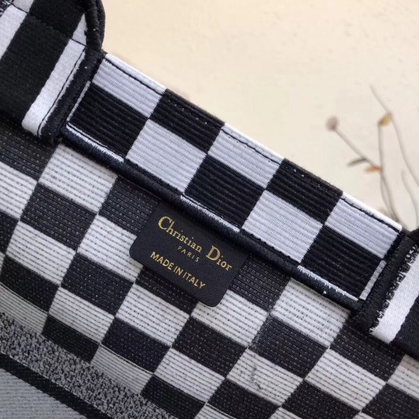 D Book Tote Bag Checkered Canvas - Image 3