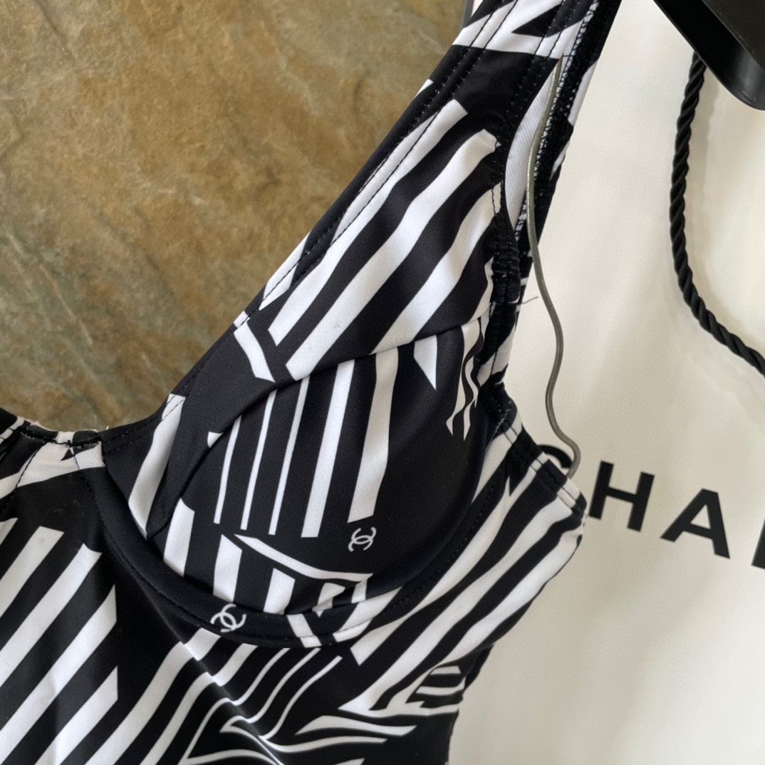Chanel (CC) luxury designer umbrella 0004 - Image 3