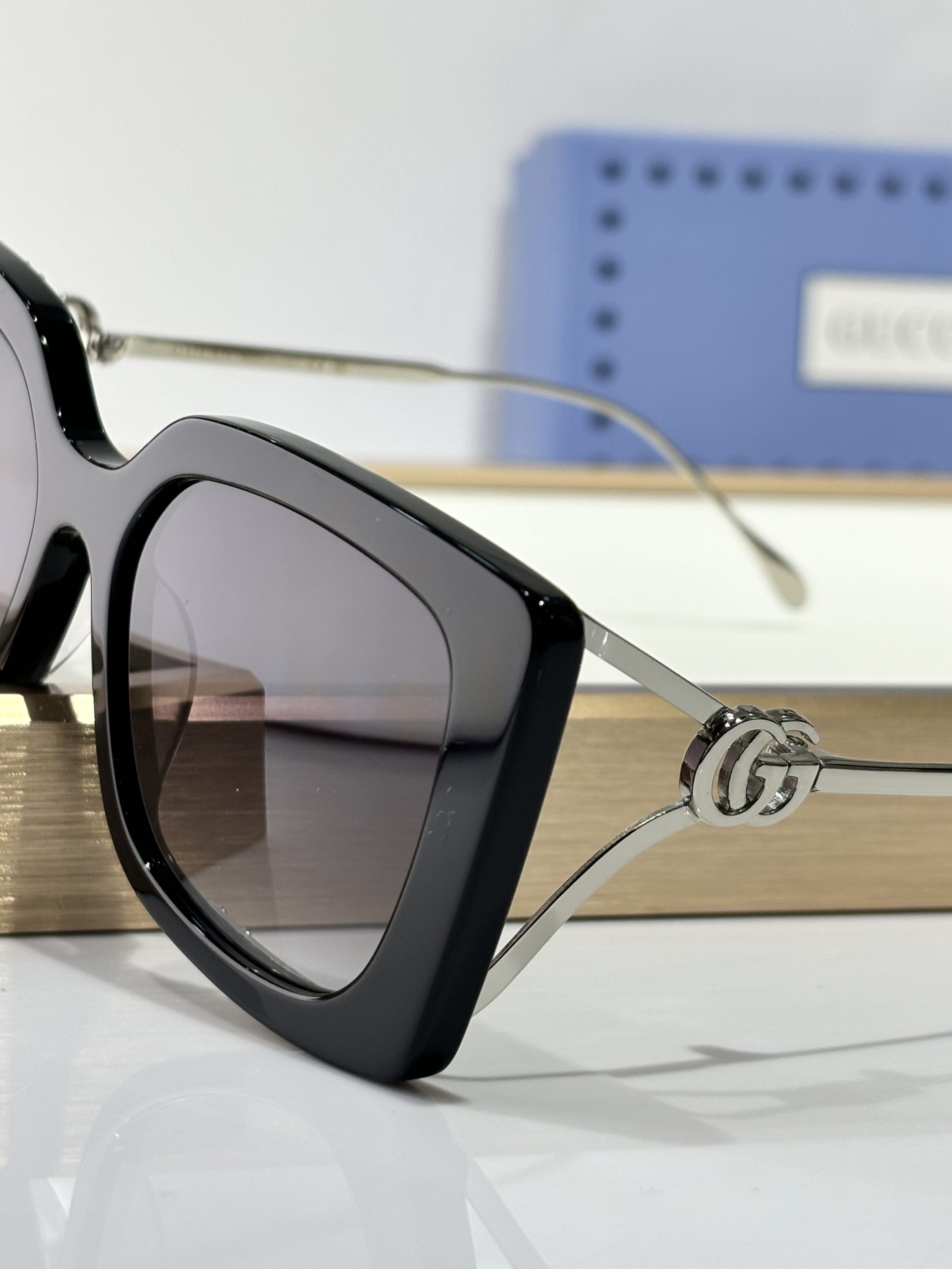 GG Luxury Umbrella - Gucci Style Designer Umbrella - Image 2