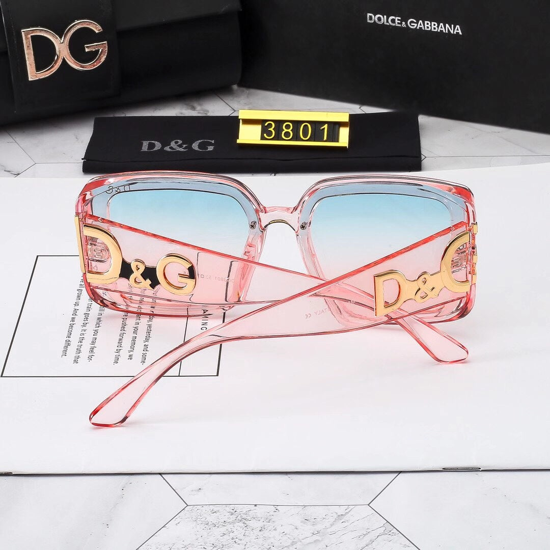 Woman's Thick Frame Fashion Sunglasses 3801 - Image 8