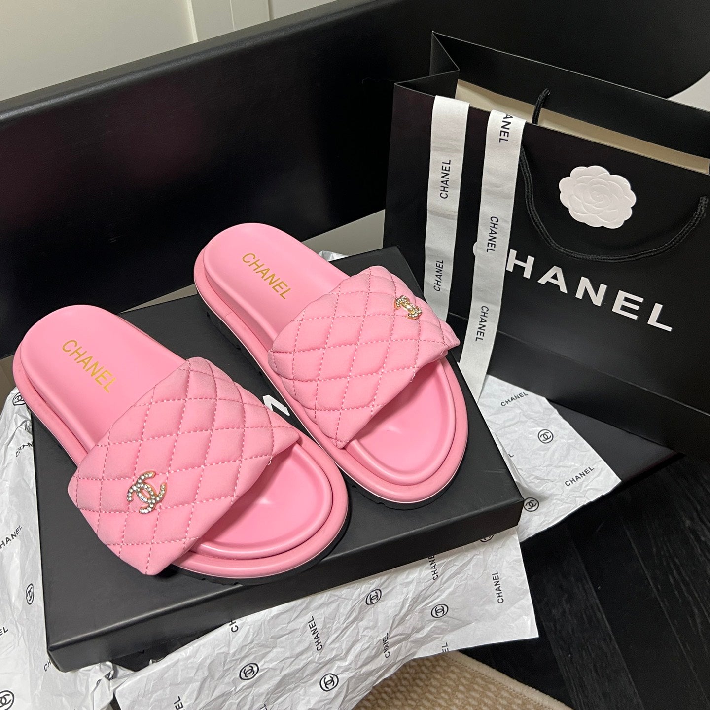 Diamond Logo Slippers - Image 7