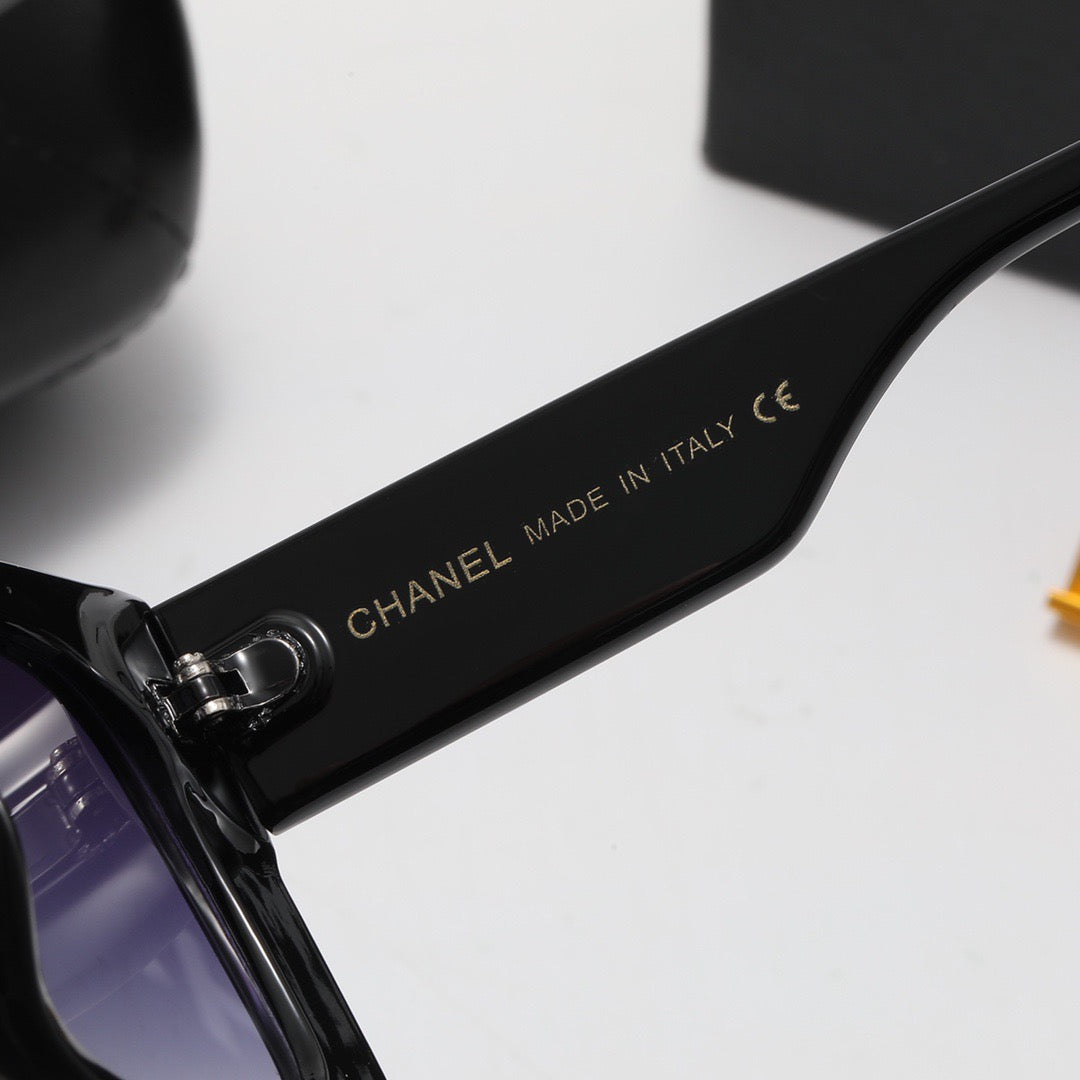 Cat's Eye 2389 Sunglasses - Image 4