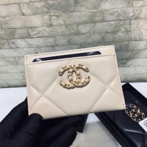 cc CO-CO 19 Card Holder Wallet 11cm/4.3in Gold Toned Hardware For Women Beige