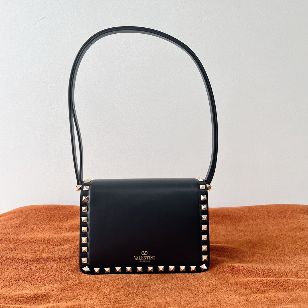 Valentino Garavani Rockstud Shoulder Black Bag - 18.5x12x8cm - Image 4